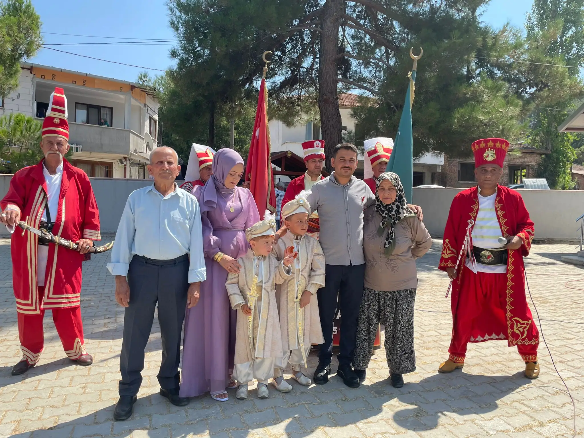 Balıkesir Karesi Palyaço ve Animasyon Gösterisi Ekibi